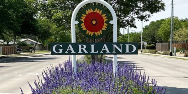 Trash Can Cleaning Service in Garland, Texas